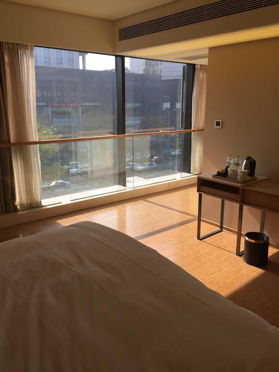 Ji Hotel Jinan Quancheng Square Номер фото